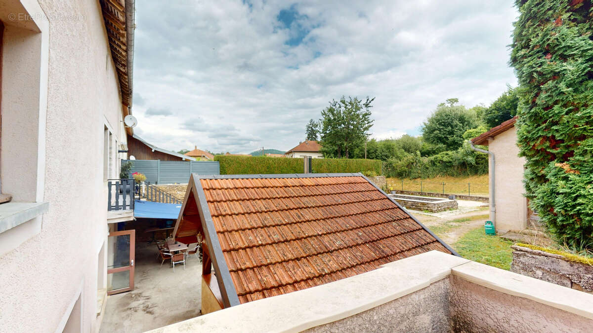 Appartement à CLERON