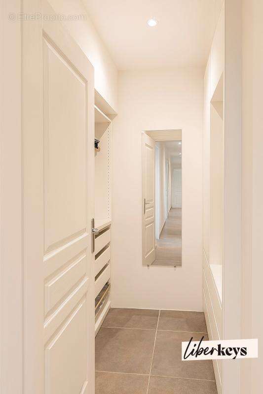 Maison à GREOUX-LES-BAINS