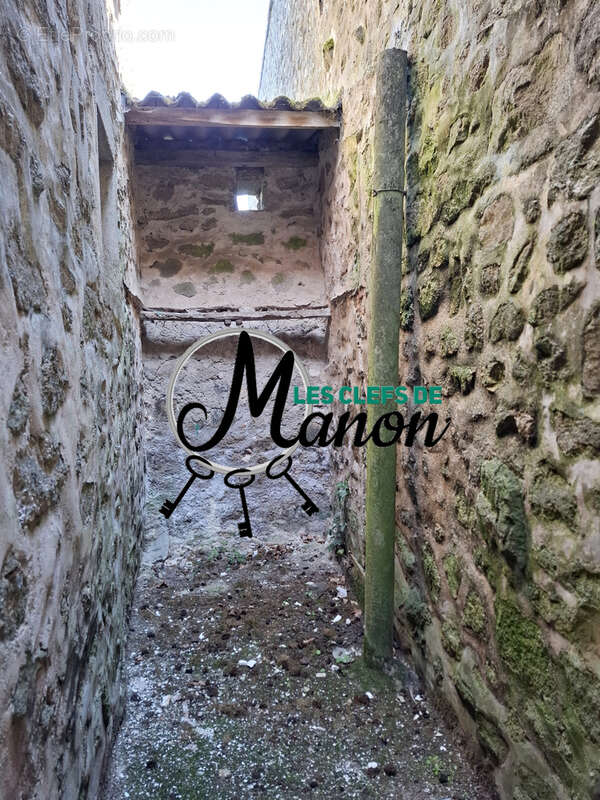 Maison à rénover - bessines sur gartempe - photo 14