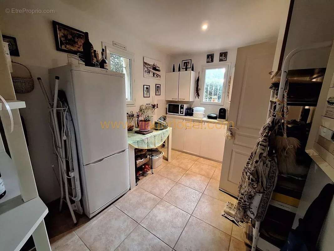 Maison à ROQUEBRUNE-SUR-ARGENS