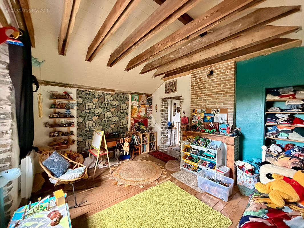 Maison avec beau potentiel  Proche axe Nantes / Rennes - photo 5