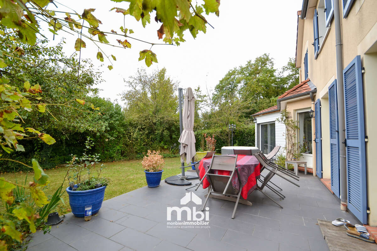 Maison à PUISEUX-EN-FRANCE