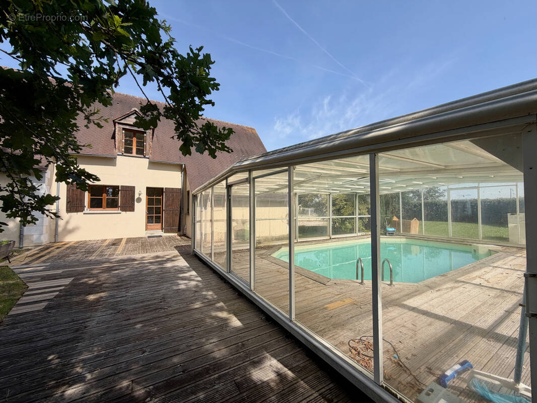Maison à LUYNES