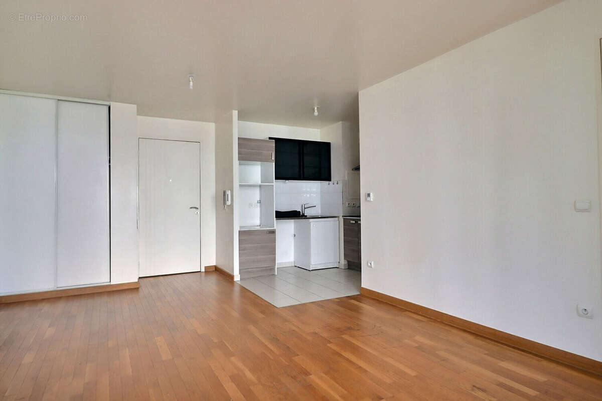 Appartement à COLOMBES
