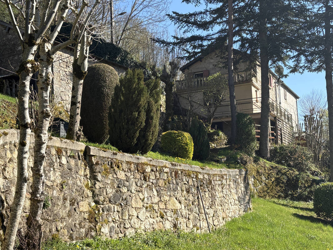 Maison à SAINT-LEONS
