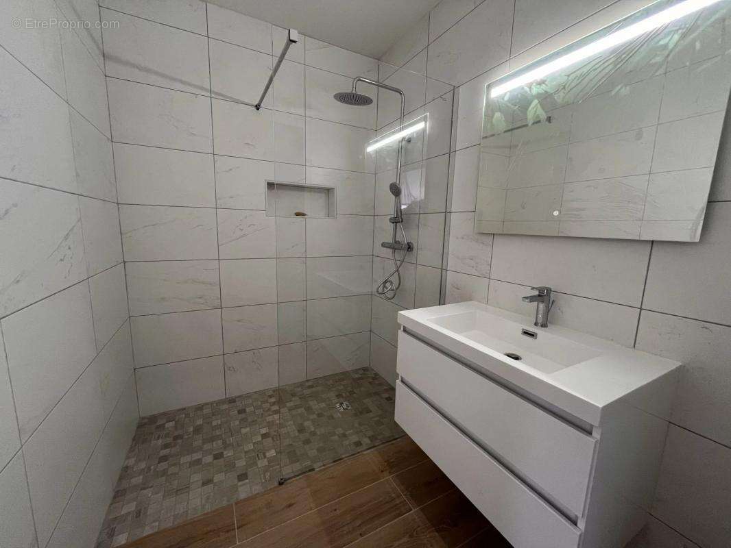 Maison à VERN-SUR-SEICHE