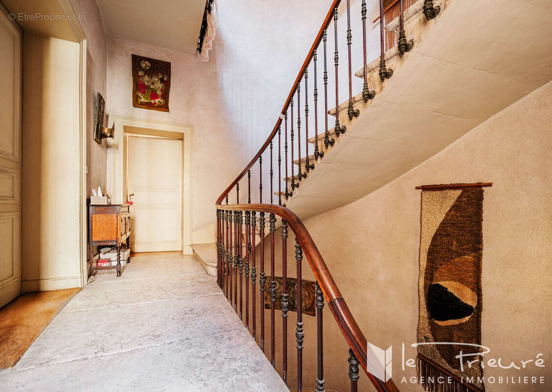 Superbe hôtel particulier XVIIe à réinventer au coeur d'Albi - Secteur UNESCO - photo 7