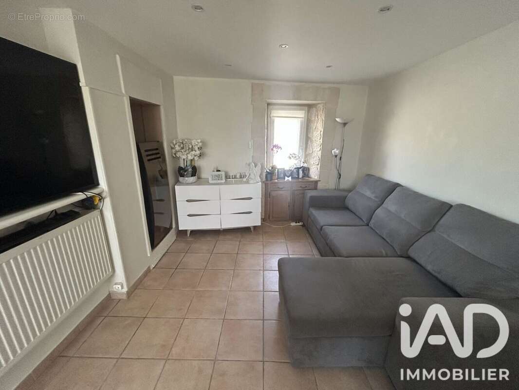 Maison 71 m² à Saint-Jean-De-Muzols  - photo 5