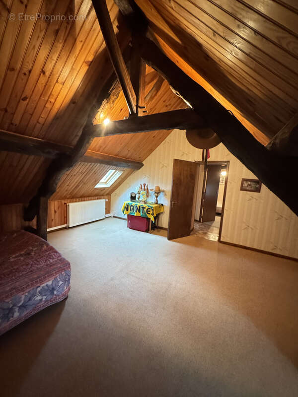 Maison à MONTACHER-VILLEGARDIN