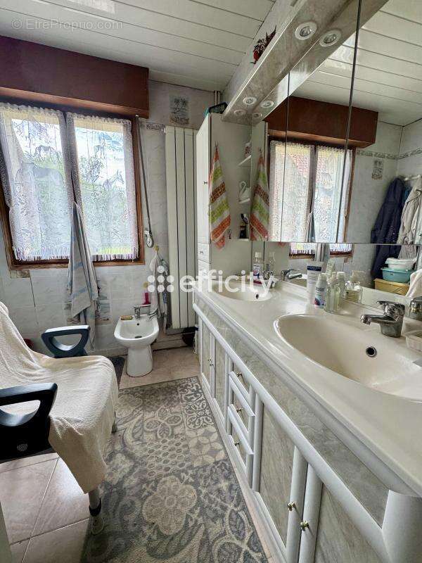 Maison à ESQUERCHIN