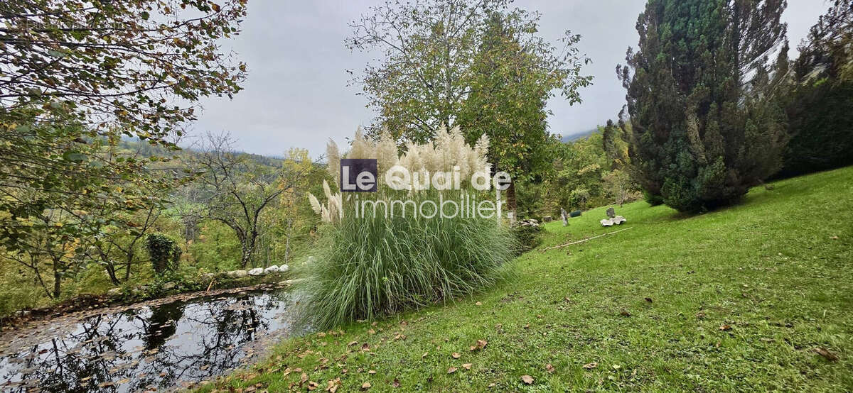 Terrain à SAINT-JORIOZ