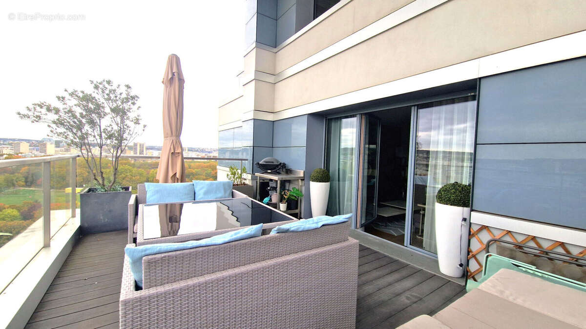 Appartement à ISSY-LES-MOULINEAUX