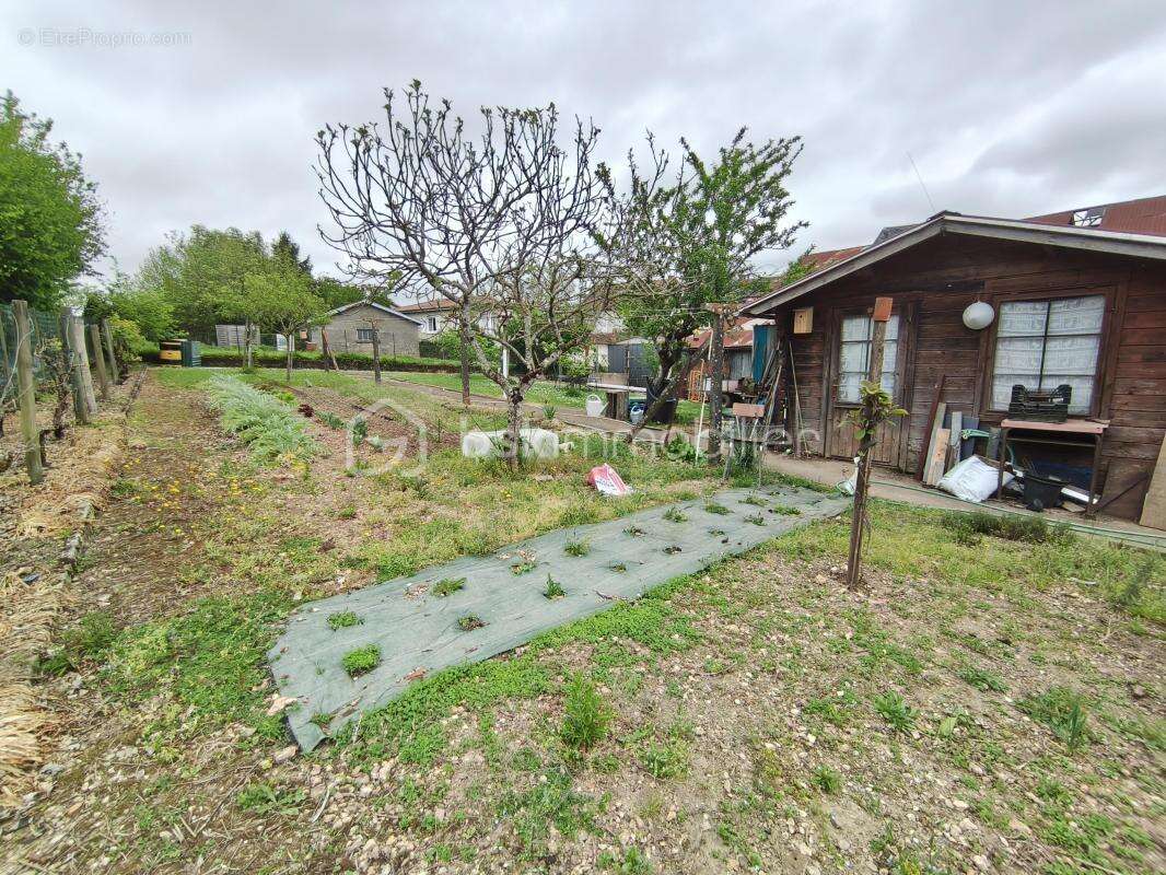 Maison en pierre 150m², 4 chambres, Jardin, 2 logements possibles - photo 19