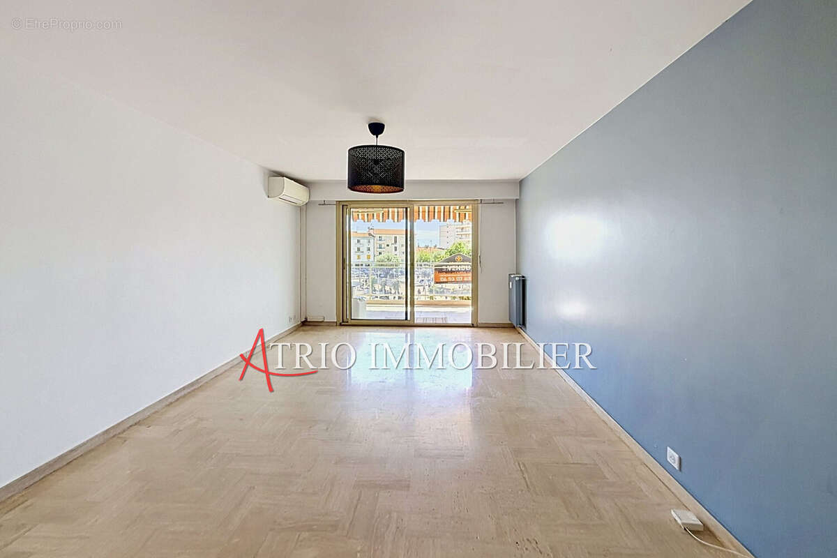 Appartement à CAGNES-SUR-MER