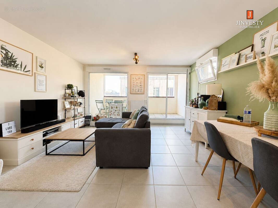 Appartement 85 m² à Lorient  - photo 2