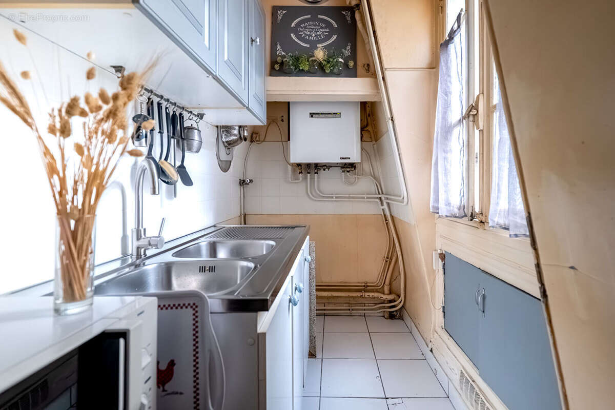 Appartement à PARIS-17E