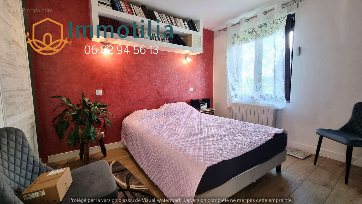 Maison à VILLENEUVE-LES-BORDES