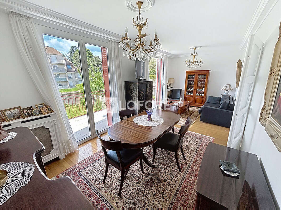 Maison à CHEVILLY-LARUE