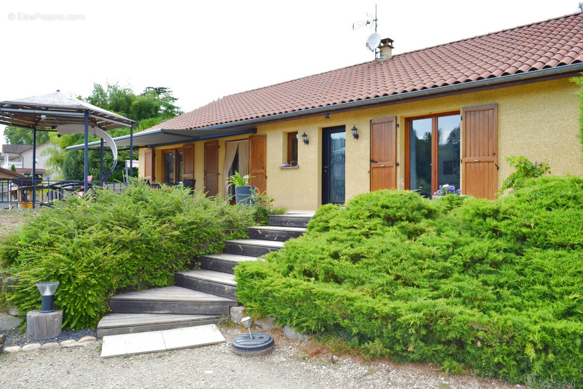 Maison à BOURGOIN-JALLIEU