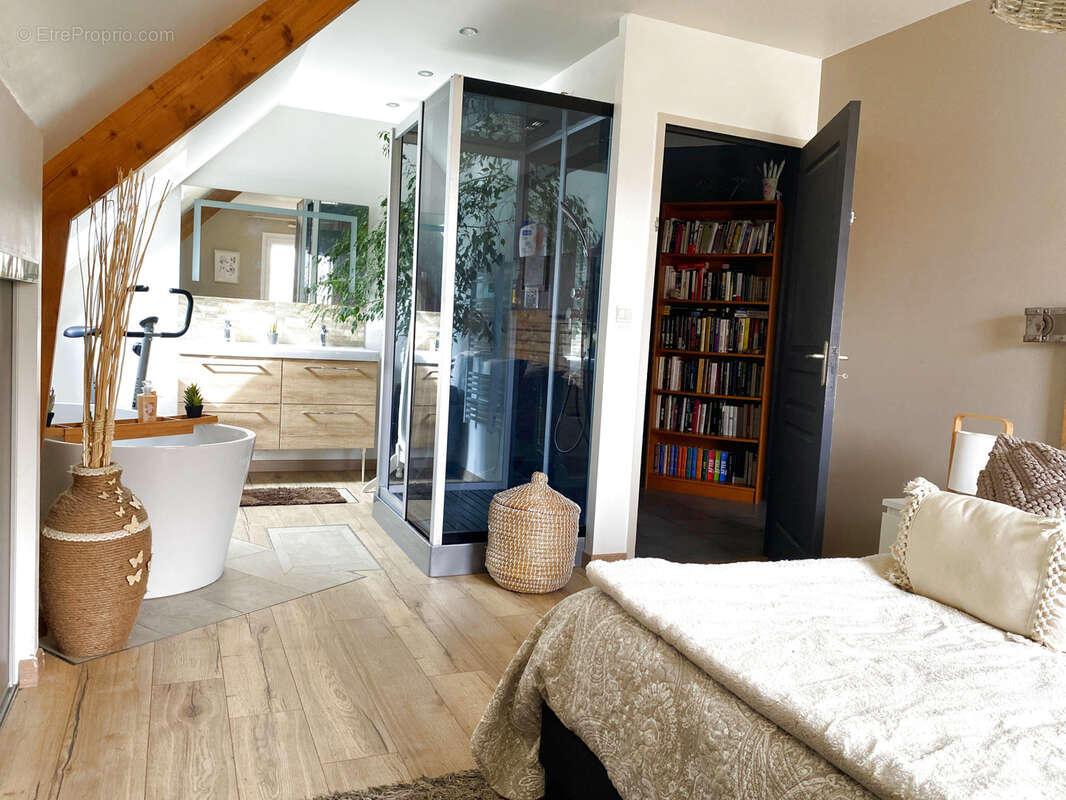 Maison à SANNERVILLE