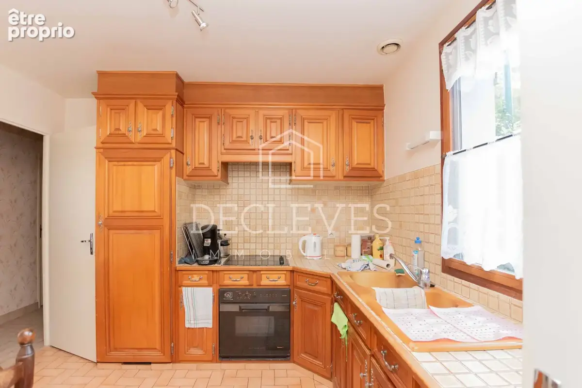 Maison de plain pied - orgeval   en plein cœur du village - photo 6