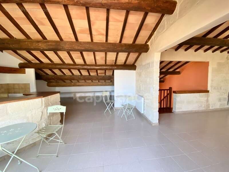 Appartement à UZES