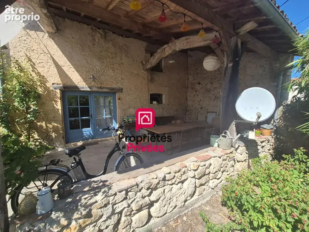 Ensemble immobilier de caractère de 290 m2 avec Gîte - Noaillan - photo 4