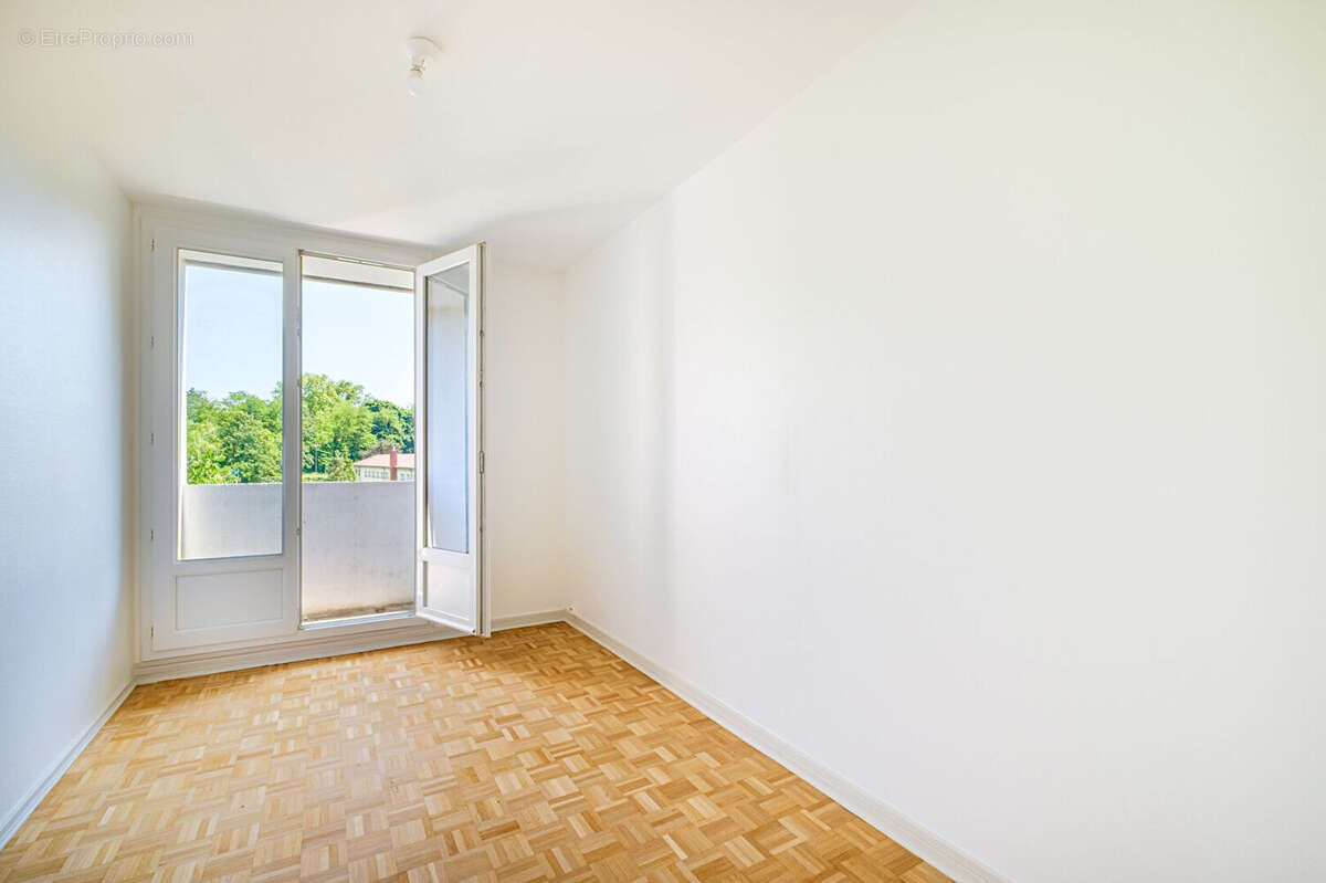 Appartement à CALUIRE-ET-CUIRE