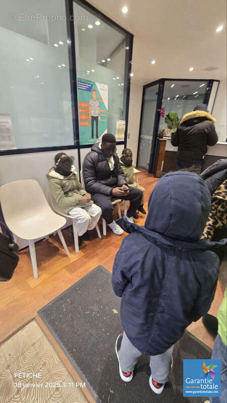 Commerce à MONTREUIL