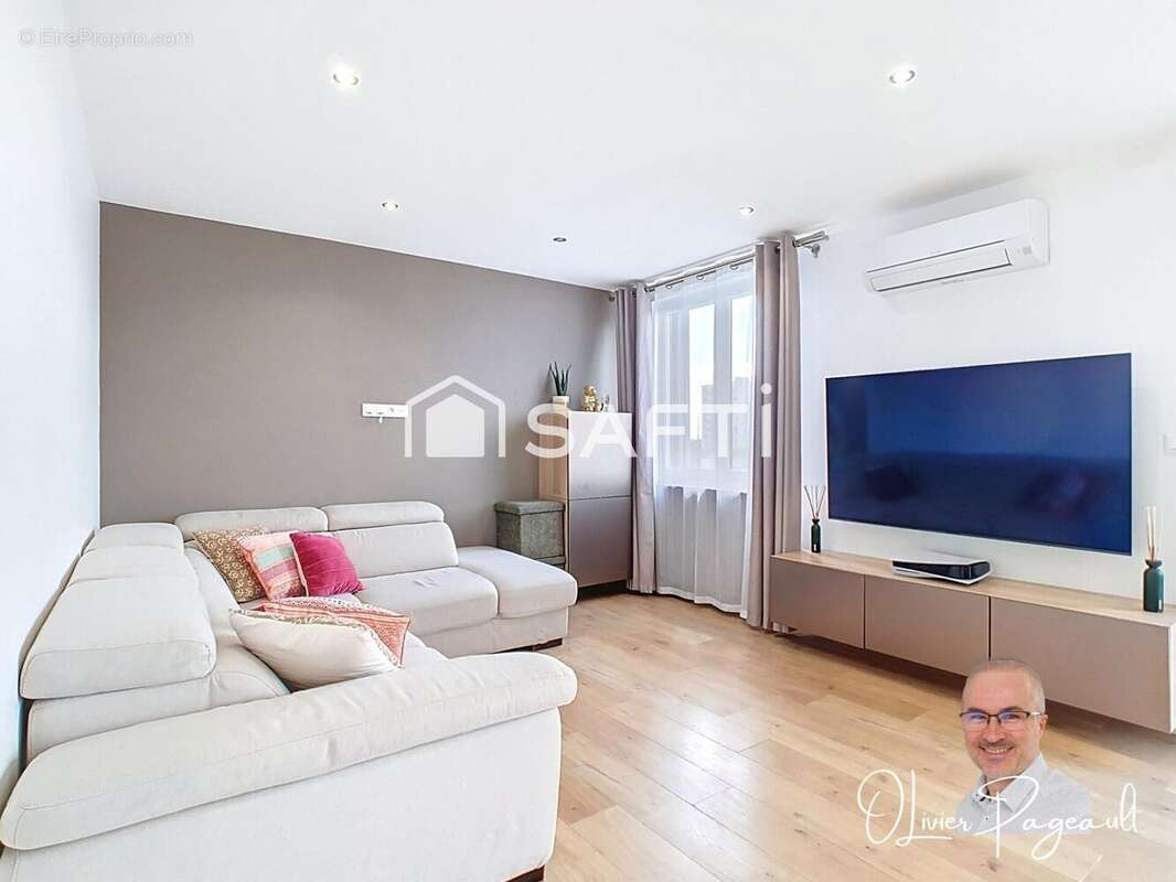 Photo 3 - Appartement à LYON-8E