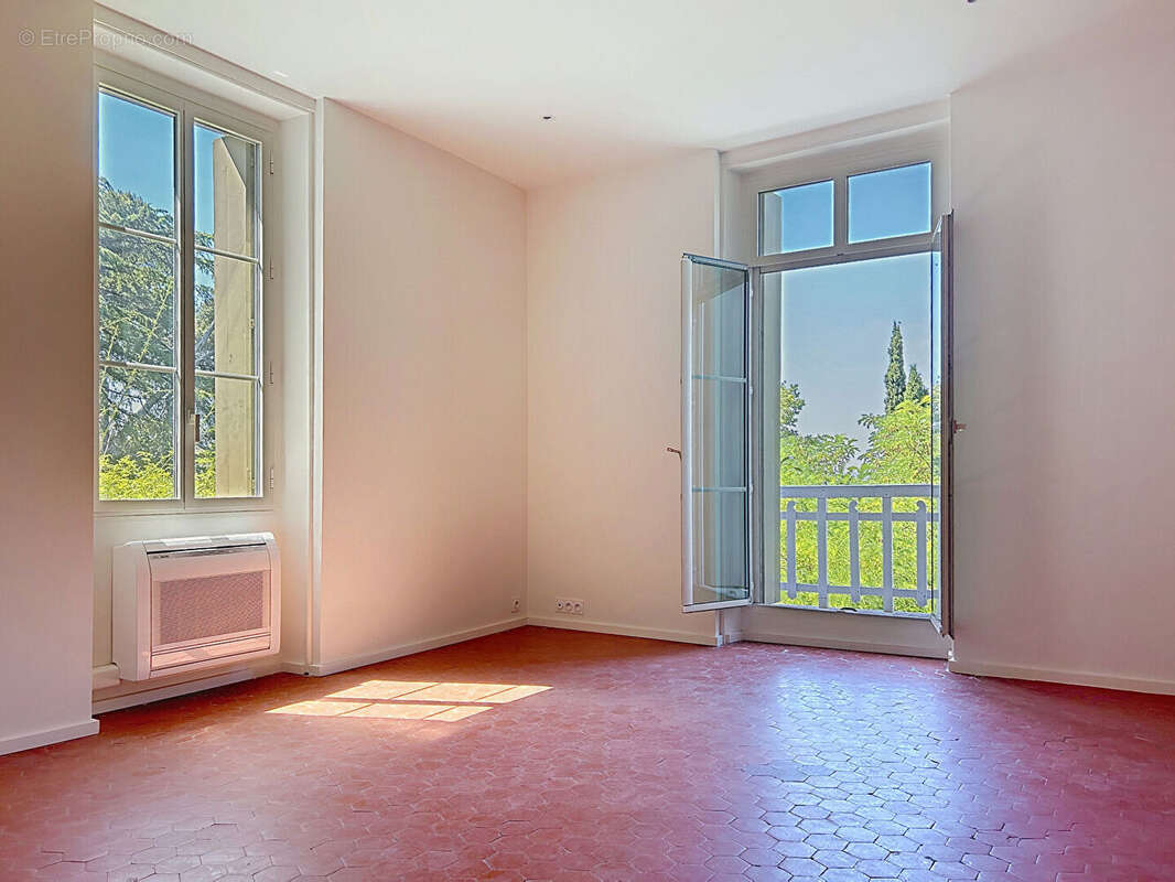 Maison à VILLENEUVE-LES-AVIGNON