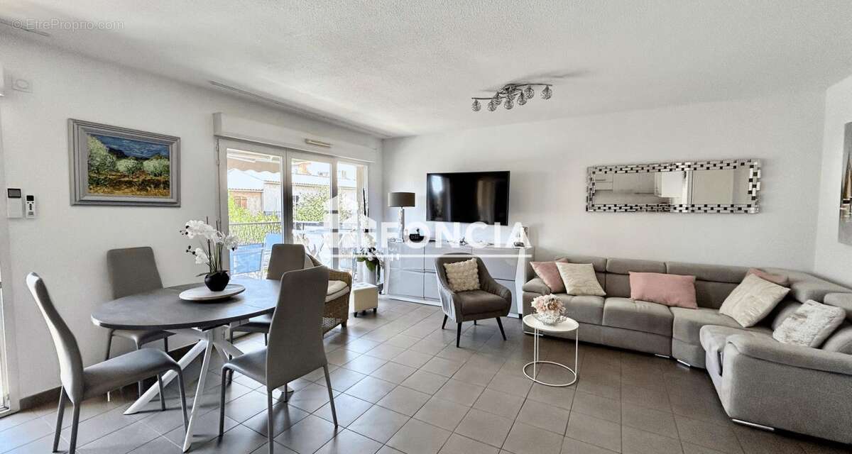 Appartement à FREJUS