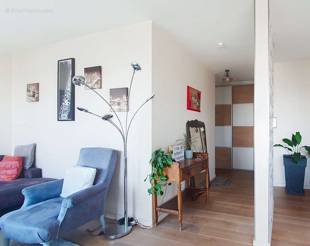 Appartement à OULLINS