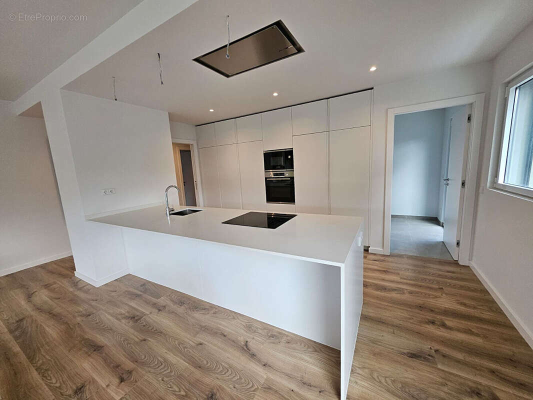 Appartement à LE PERREUX-SUR-MARNE