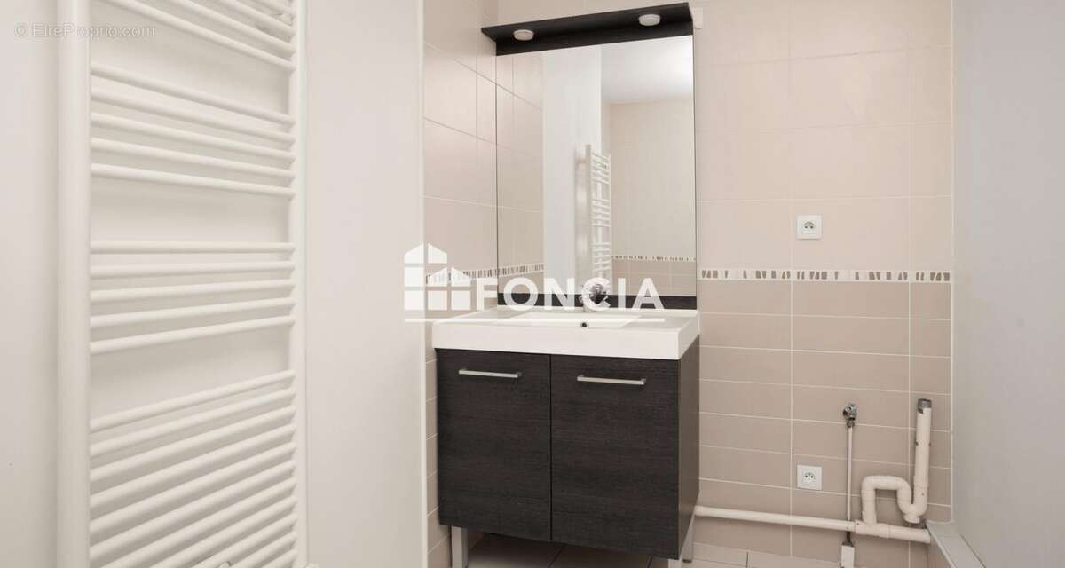 Appartement à LYON-9E