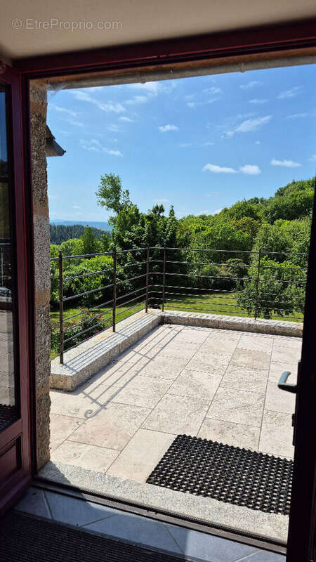 Maison à LE NAYRAC