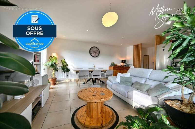 Appartement à THURINS