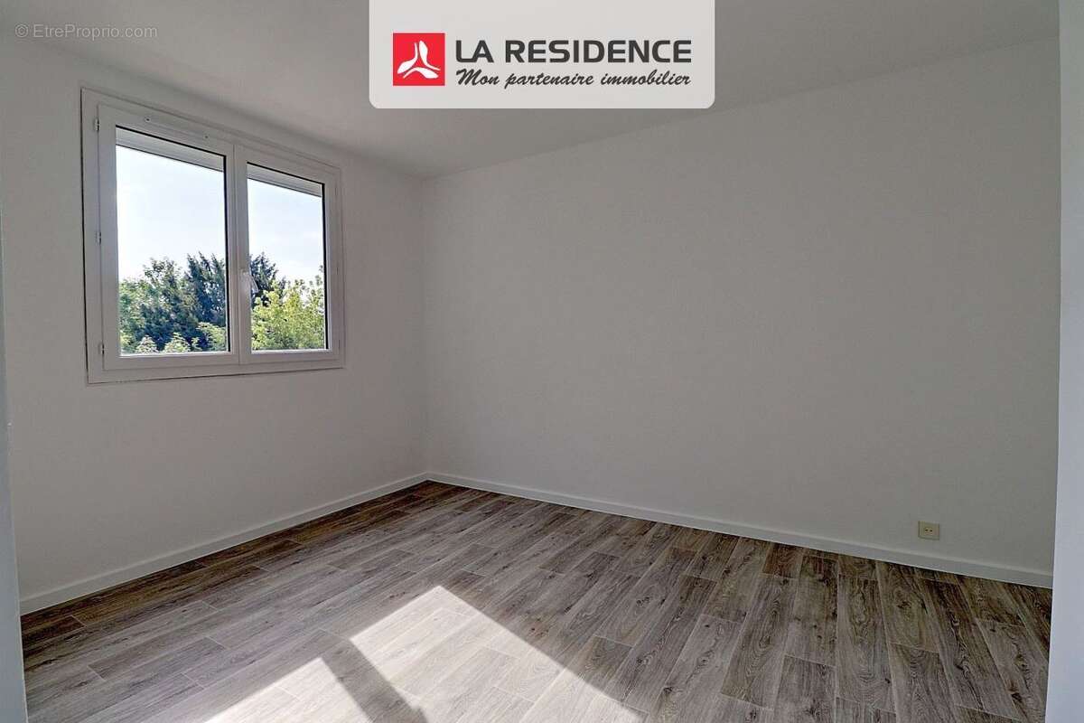 Appartement 70 m² à Maurecourt  - photo 9