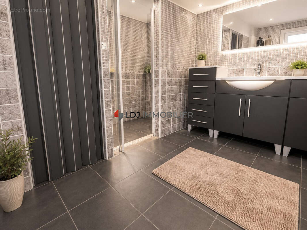Maison 150 m² à Amelie-Les-Bains-Palalda  - photo 9