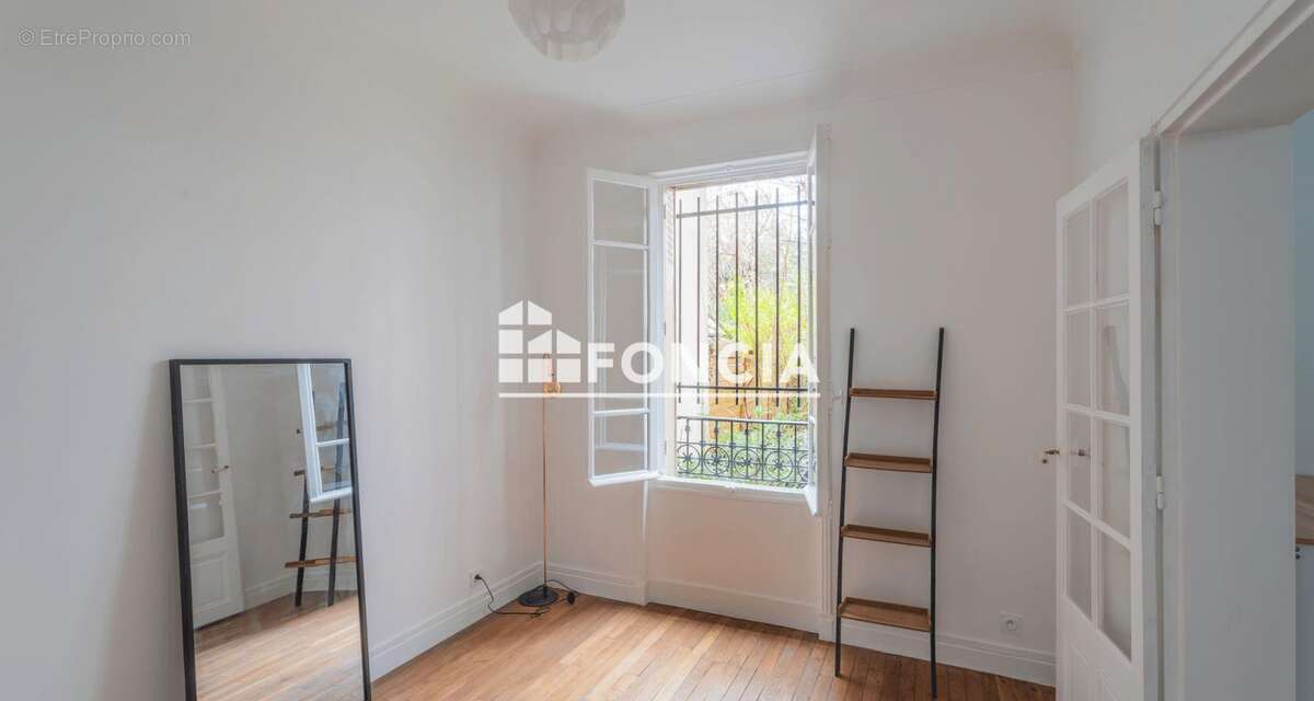 Appartement à COLOMBES