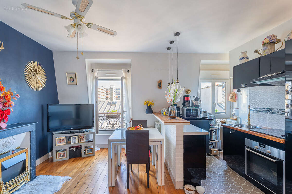 Appartement à PARIS-15E