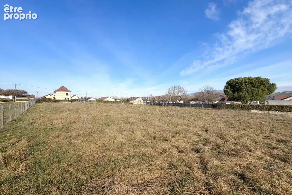 Terrain à CORBELIN