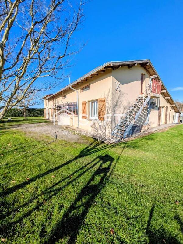 Maison 130 m² à Escazeaux  - photo 1