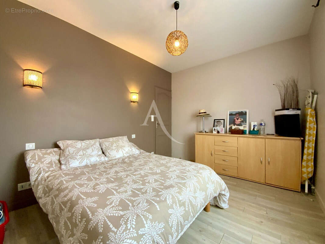 Maison à SAINT-SAVINIEN