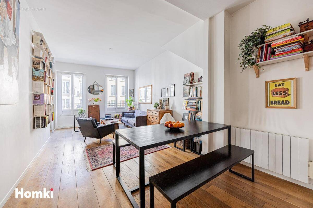 Appartement à PARIS-10E