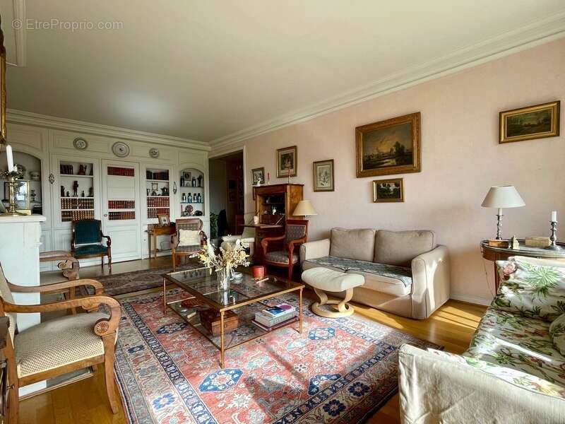 Appartement à NOISY-LE-ROI