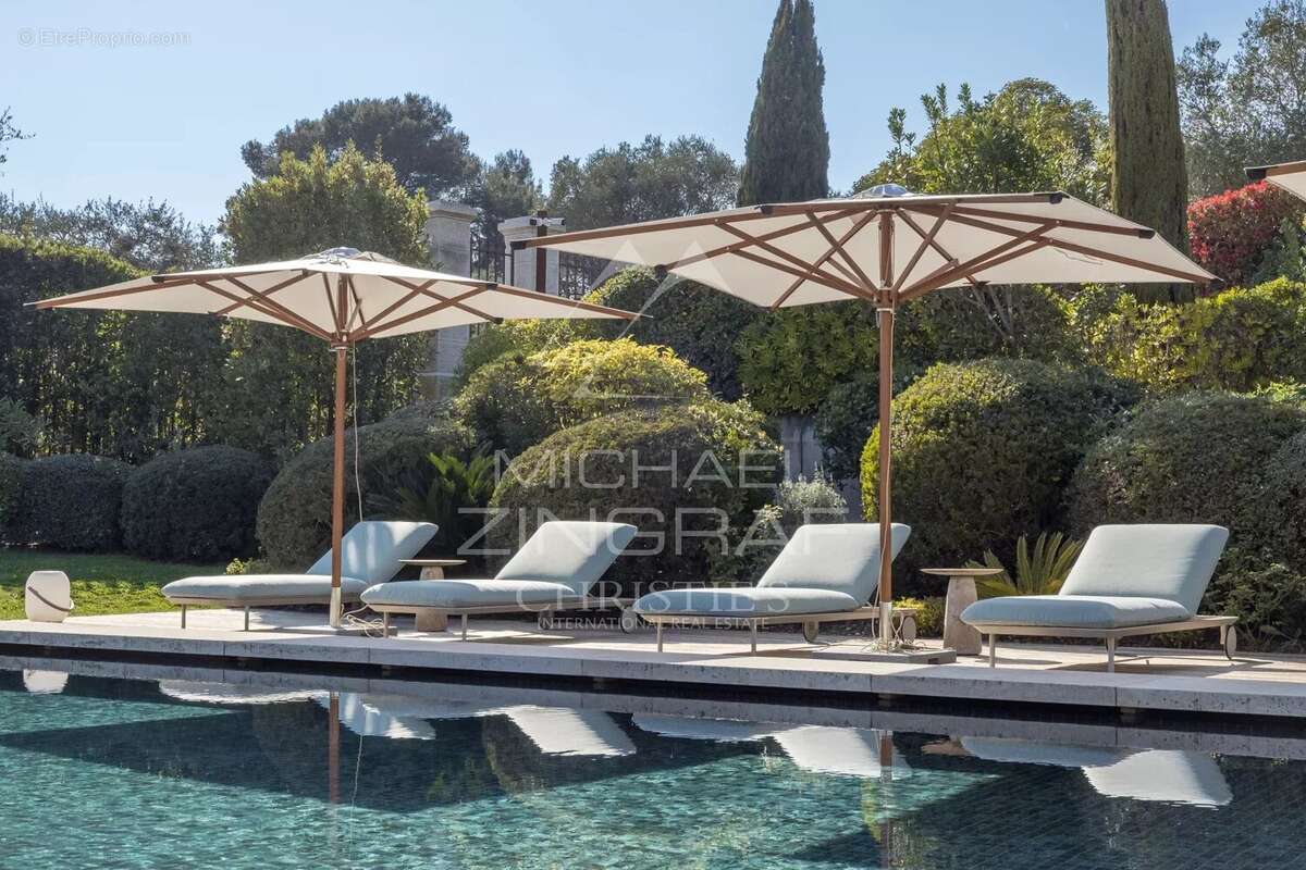 Maison à MOUGINS
