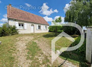 Maison à ESTREES-SAINT-DENIS