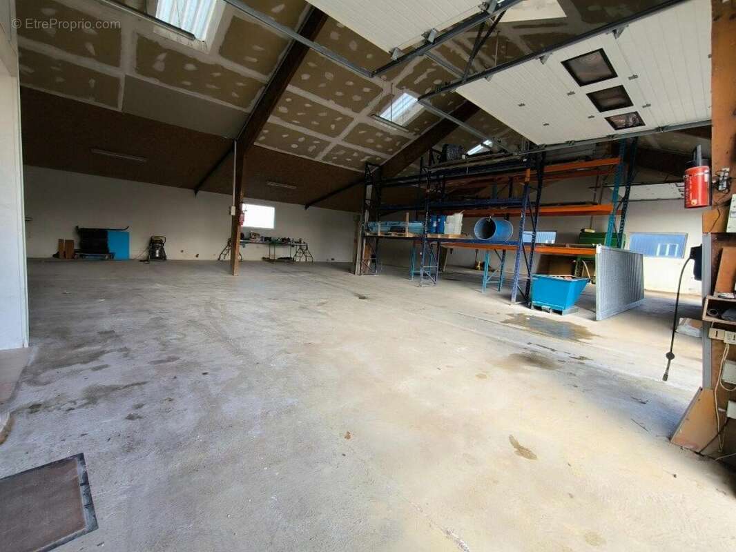 Photo 2 - Commerce à KERMARIA-SULARD