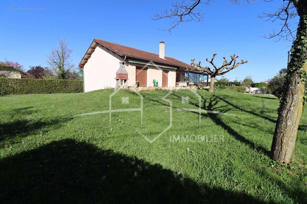 Maison à BEAUREPAIRE